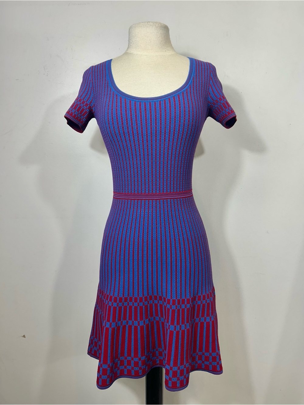 Diane von Furstenberg DVF Blue & Red Ribbed Knit Fit & Flare Dress - Size P/XS